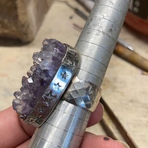 STATEMENT ring ! Raw amethyst and sterling silver